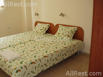 Hotel Holiday 5
